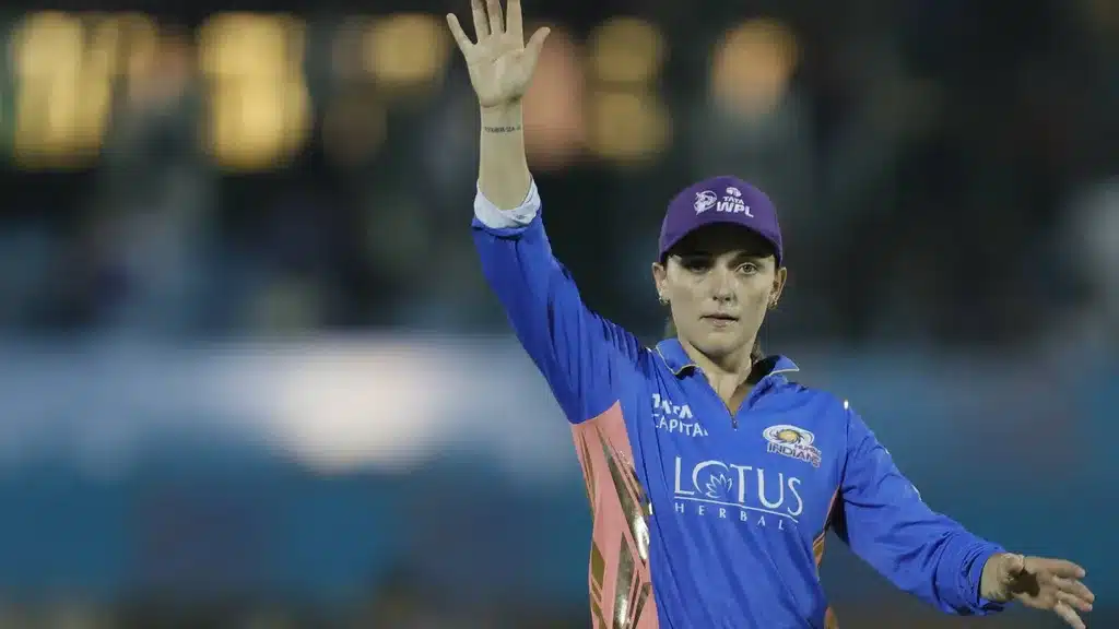 Amelia Kerr released by Mumbai Indians